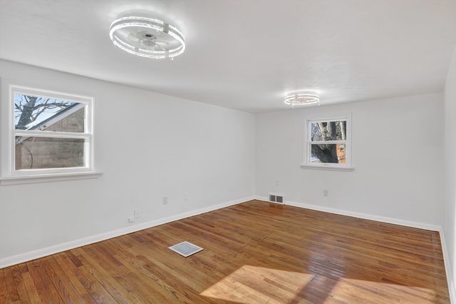 406 Bayliss Avenue, Rockford, IL 61101