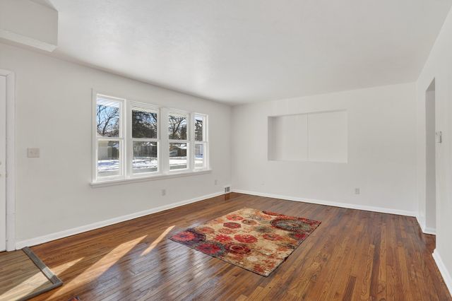 406 Bayliss Avenue, Rockford, IL 61101