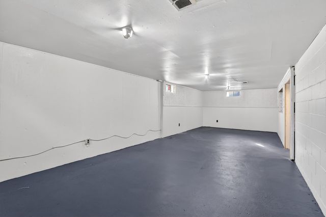 406 Bayliss Avenue, Rockford, IL 61101