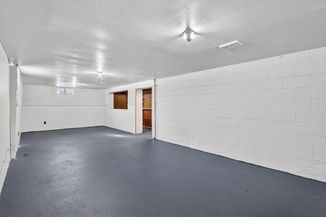 406 Bayliss Avenue, Rockford, IL 61101