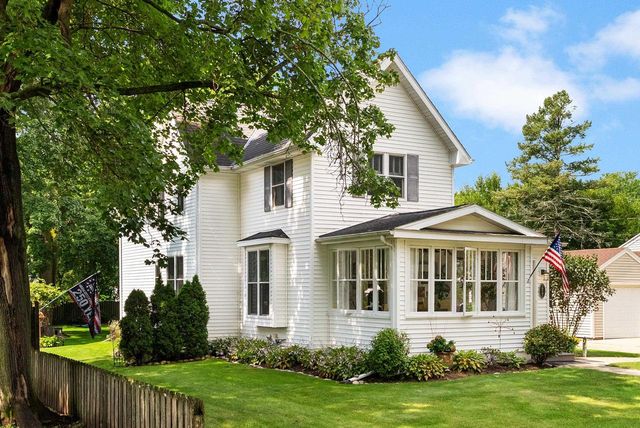 217 Randolph Street, Walworth, WI 53184