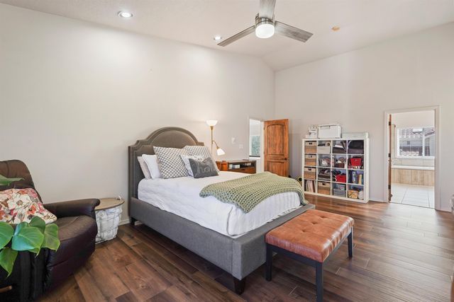 8804 Vallejo Place NE, Albuquerque, NM 87122