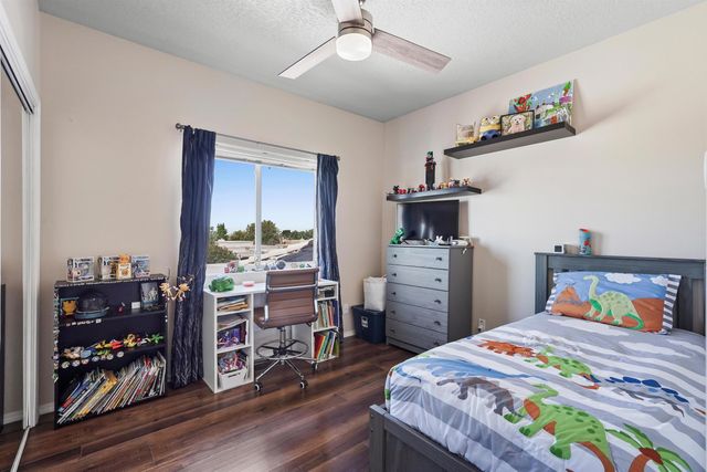 8804 Vallejo Place NE, Albuquerque, NM 87122