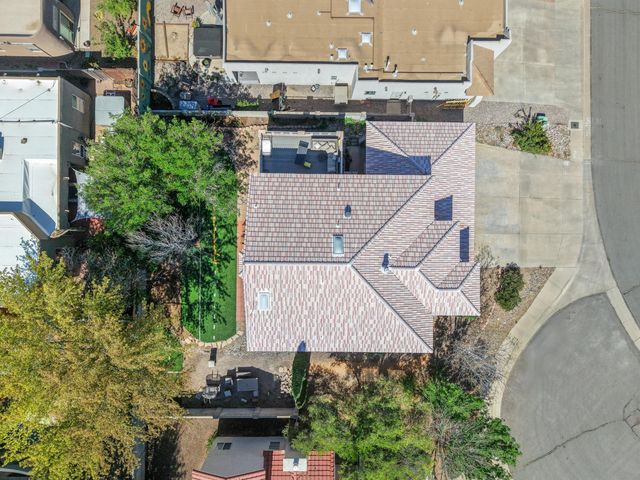 8804 Vallejo Place NE, Albuquerque, NM 87122