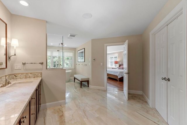 54 William Street, Andover, MA 01810