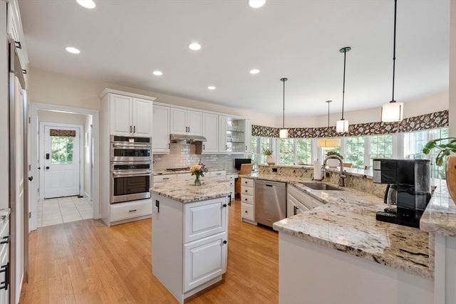 54 William Street, Andover, MA 01810