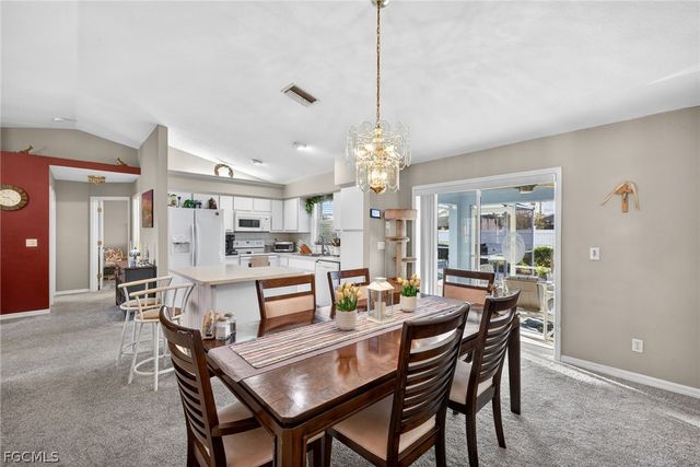 1114 SE 14th TER, Cape Coral, FL 33990