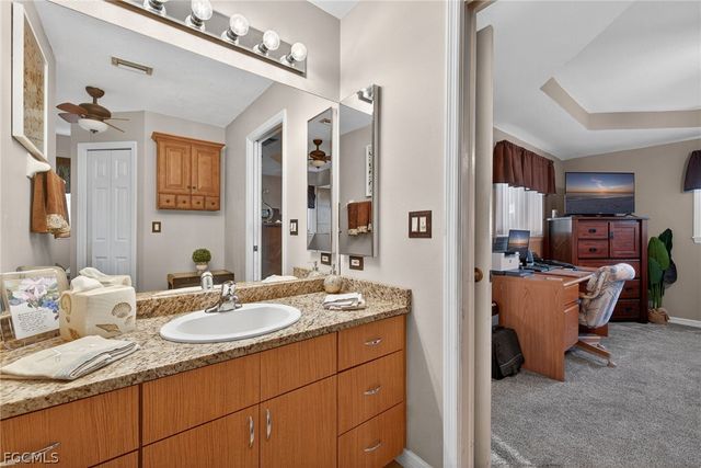 1114 SE 14th TER, Cape Coral, FL 33990