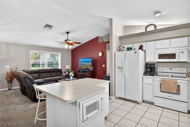1114 SE 14th TER, Cape Coral, FL 33990