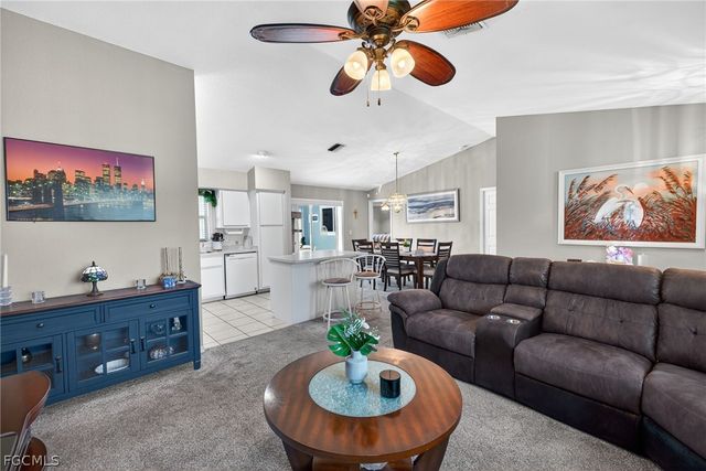 1114 SE 14th TER, Cape Coral, FL 33990