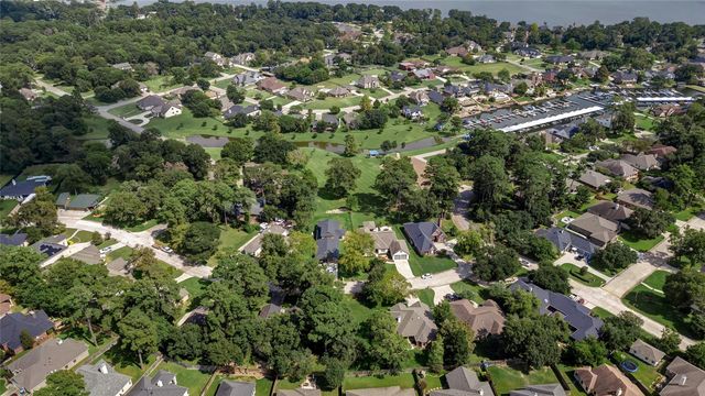 12647 Antares Loop, Willis, TX 77318