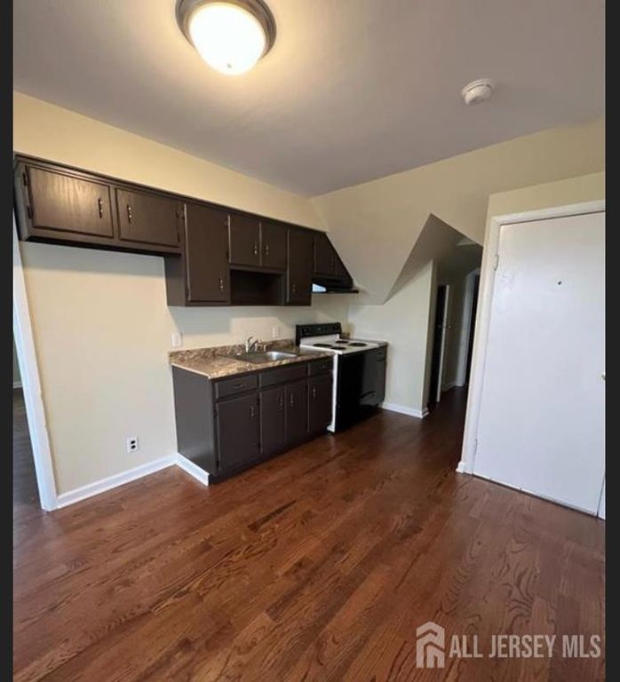 1061 King Georges Post Road, Edison, NJ 08837