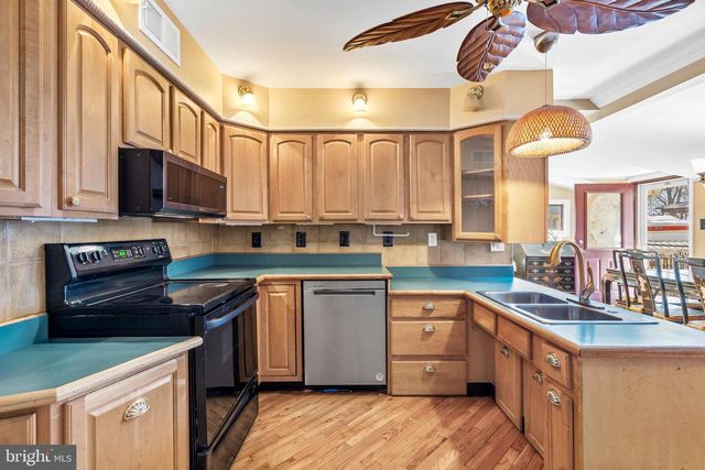4564 OAK AVE, Feasterville Trevose, PA 19053