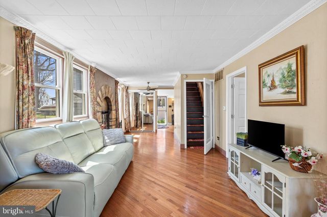 4564 OAK AVE, Feasterville Trevose, PA 19053