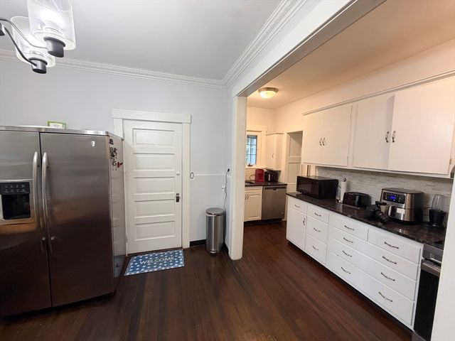 213 Harris Ave, Woonsocket, RI 02895