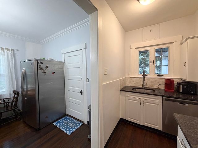 213 Harris Ave, Woonsocket, RI 02895