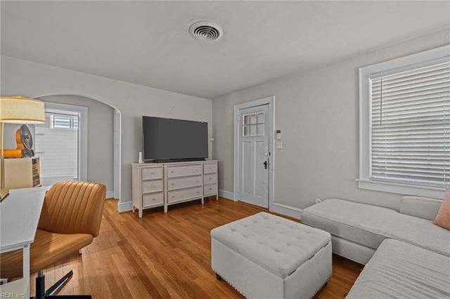 3713 Orange ST, Norfolk, VA 23513