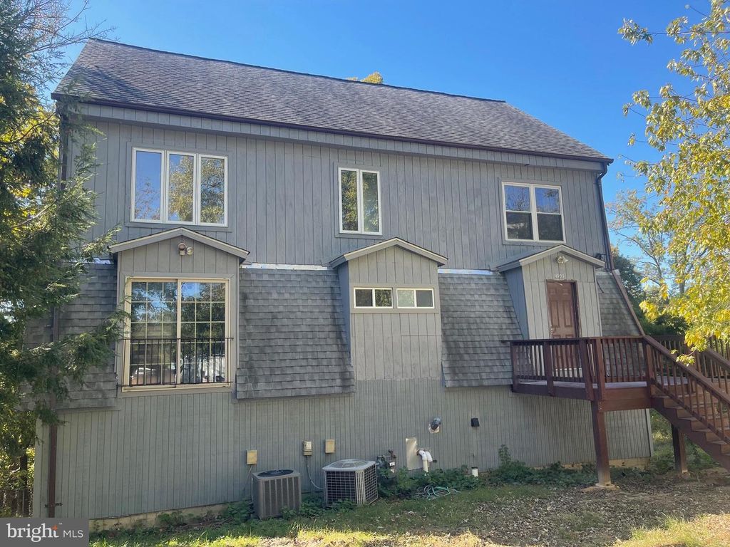 4903 OSAGE ST, College Park, MD 20740