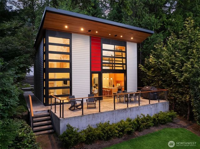 113 NW Lake Roesiger Road, Snohomish, WA 98290