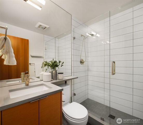 113 NW Lake Roesiger Road, Snohomish, WA 98290