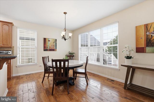 25202 JUSTICE DR, Chantilly, VA 20152