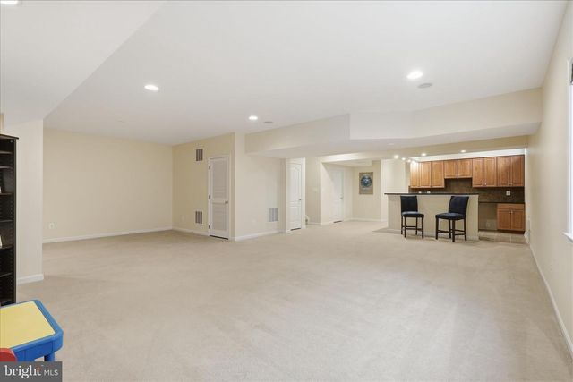 25202 JUSTICE DR, Chantilly, VA 20152