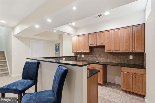 25202 JUSTICE DR, Chantilly, VA 20152