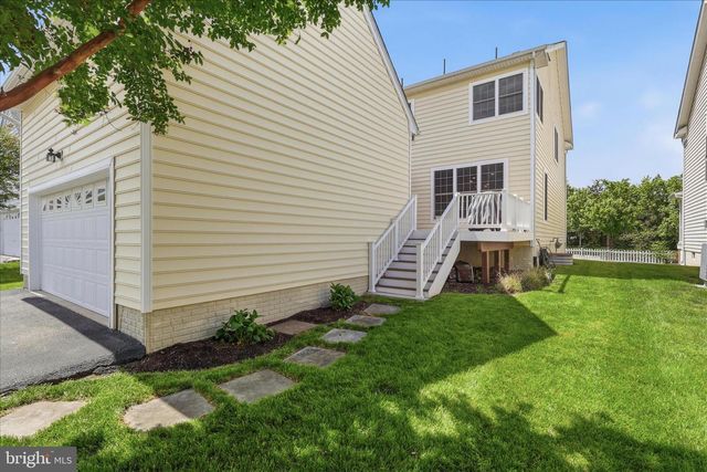 25202 JUSTICE DR, Chantilly, VA 20152