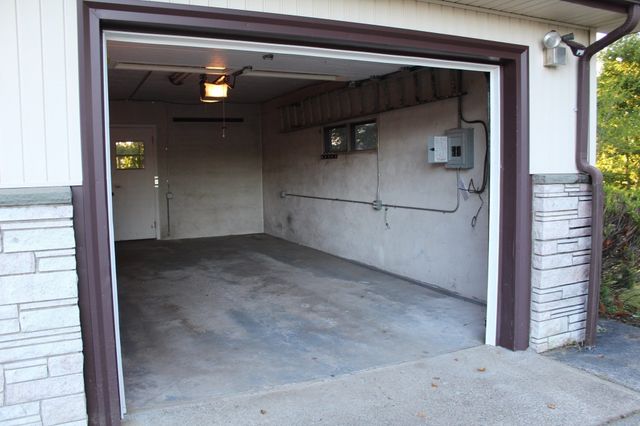 28 Richardi Lane, Braintree, MA 02184