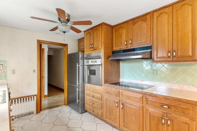 28 Richardi Lane, Braintree, MA 02184