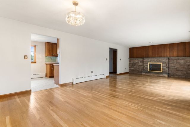 28 Richardi Lane, Braintree, MA 02184