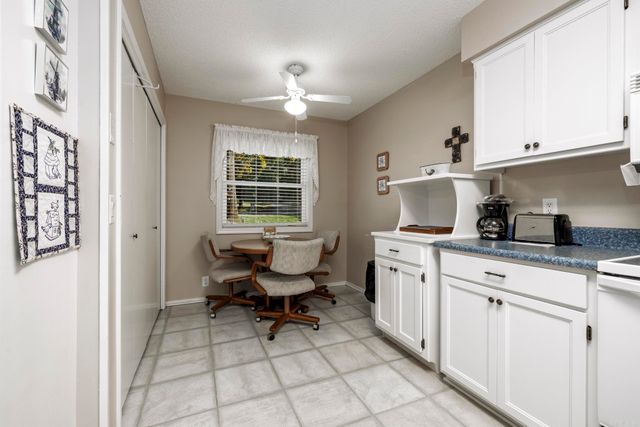 1 Cortez Way, Hot Springs Village, AR 71909