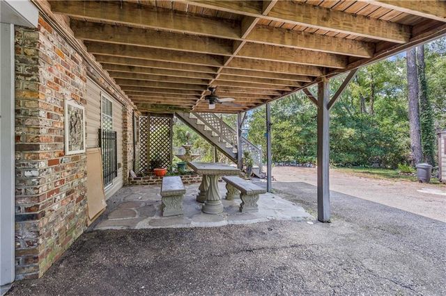 36 Ridgeview Drive, Chickasaw, AL 36611