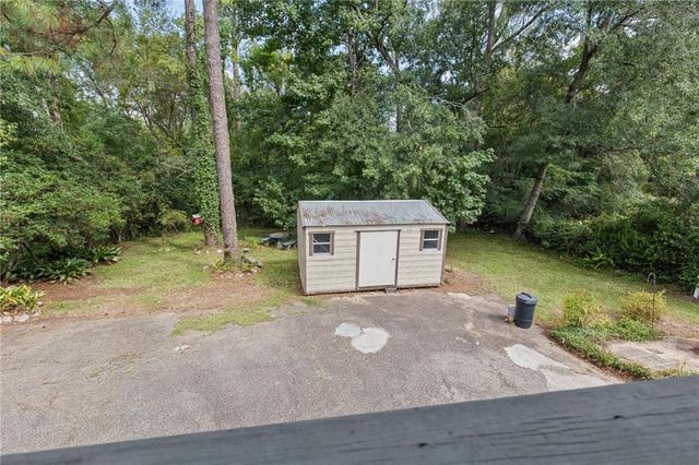 36 Ridgeview Drive, Chickasaw, AL 36611