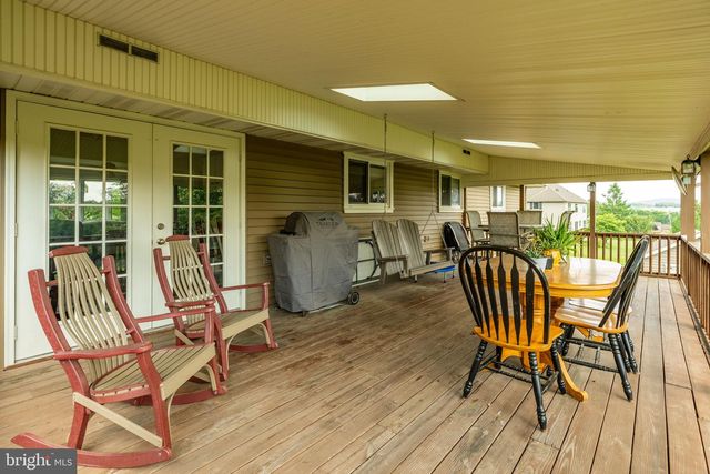 1504 BRUNNERVILLE RD, Lititz, PA 17543
