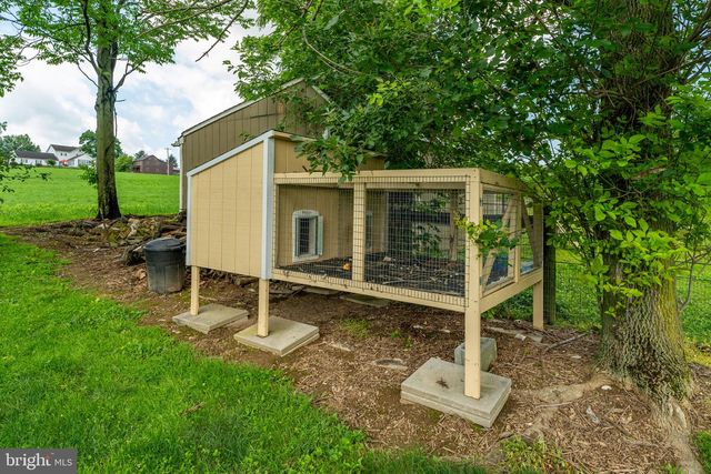 1504 BRUNNERVILLE RD, Lititz, PA 17543