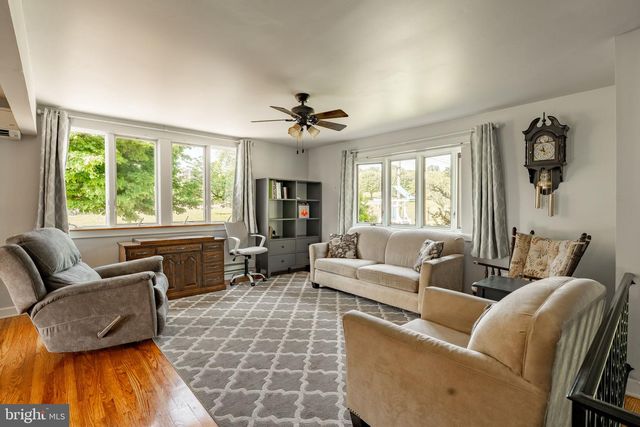 1504 BRUNNERVILLE RD, Lititz, PA 17543