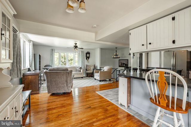 1504 BRUNNERVILLE RD, Lititz, PA 17543