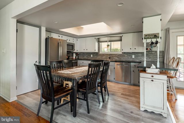 1504 BRUNNERVILLE RD, Lititz, PA 17543