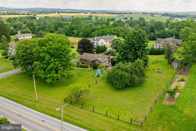 1504 BRUNNERVILLE RD, Lititz, PA 17543