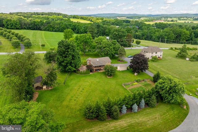 1504 BRUNNERVILLE RD, Lititz, PA 17543