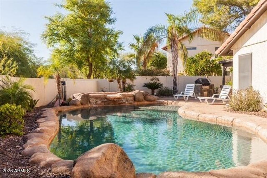 411 E MARNY Road, Tempe, AZ 85288