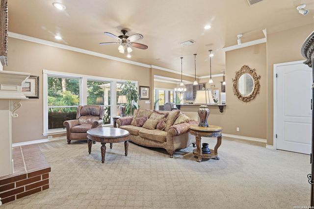 1219 SUNSET VW, San Antonio, TX 78258