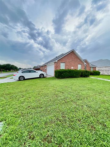 1308 Red River Drive, Wylie, TX 75098