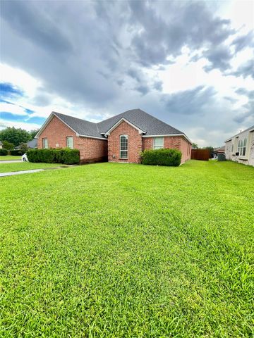 1308 Red River Drive, Wylie, TX 75098