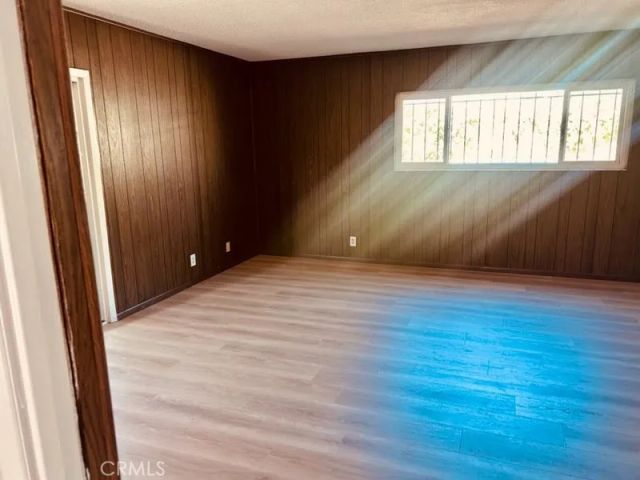 1073 E Plymouth Street, Long Beach, CA 90805