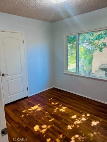 1073 E Plymouth Street, Long Beach, CA 90805