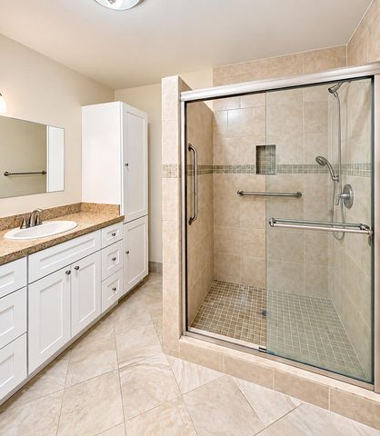 5115 EUROPA Drive B, Boynton Beach, FL 33437