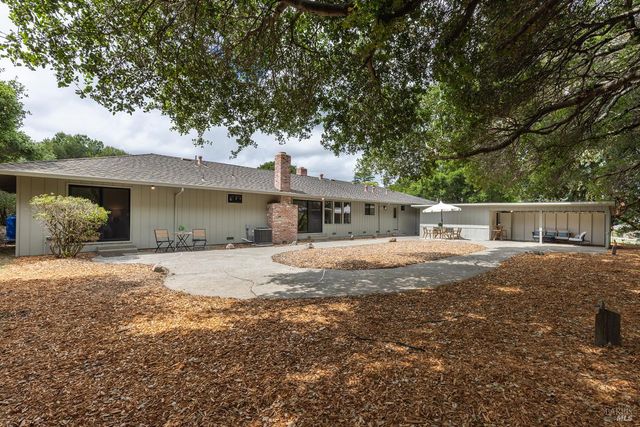 520 Fair Ave, Petaluma, CA 94952