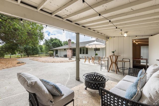 520 Fair Ave, Petaluma, CA 94952